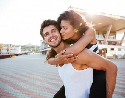 9 rzeczy, których Twój partner nigdy nie zrobi, jeśli naprawdę Cię kocha!